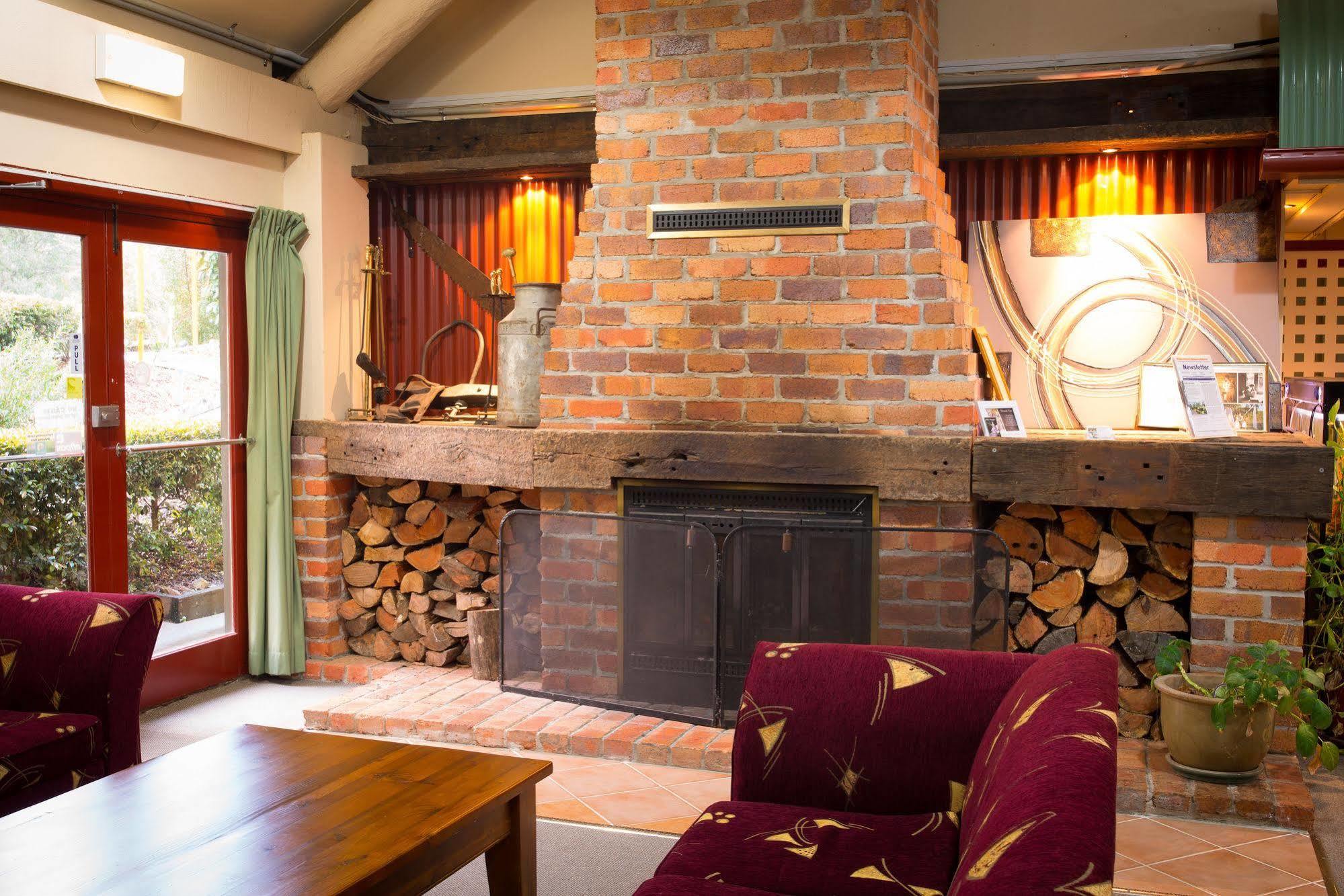 Cedar Lake Country Resort Advancetown Bagian luar foto